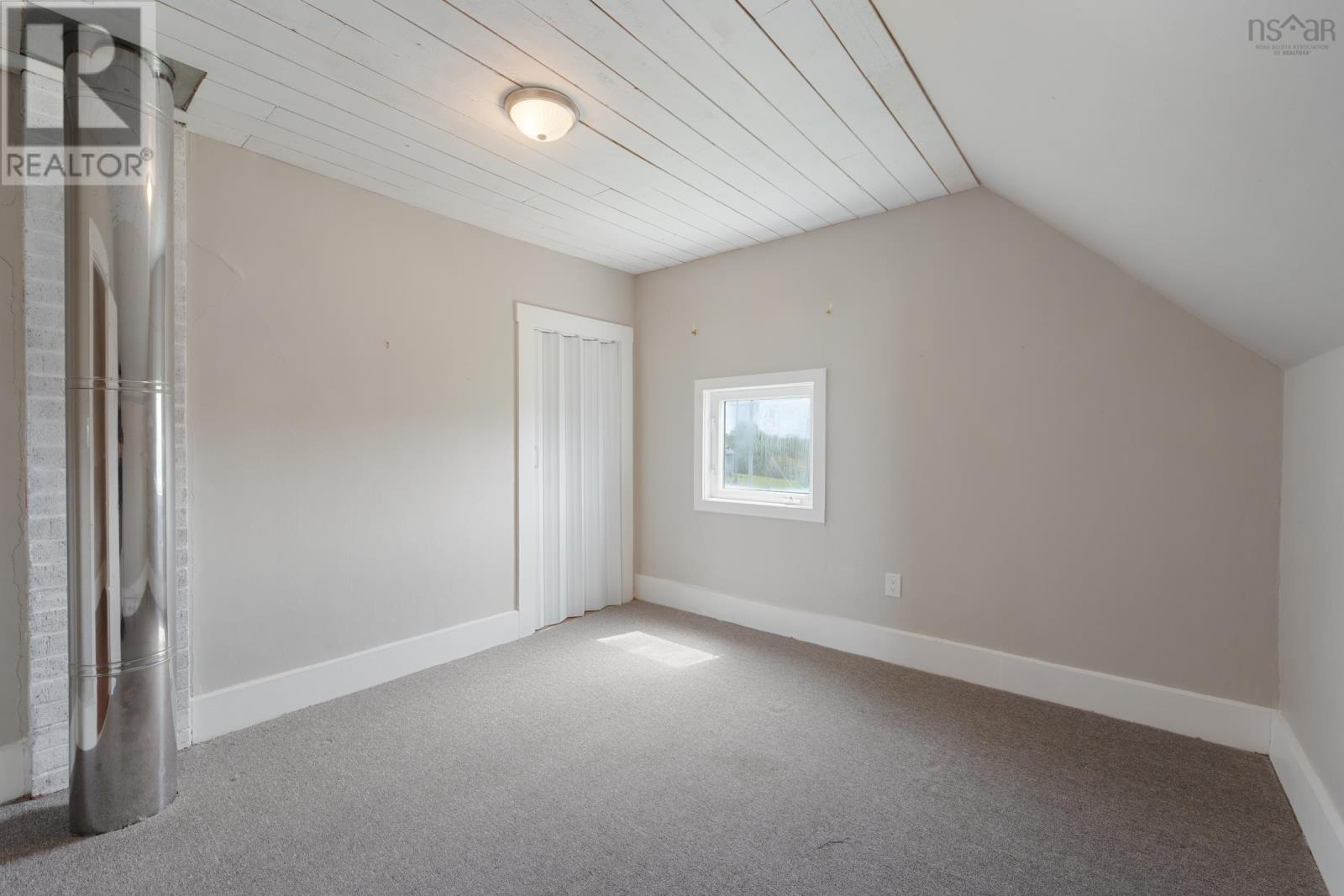 491 New Edinburgh Road - 30
