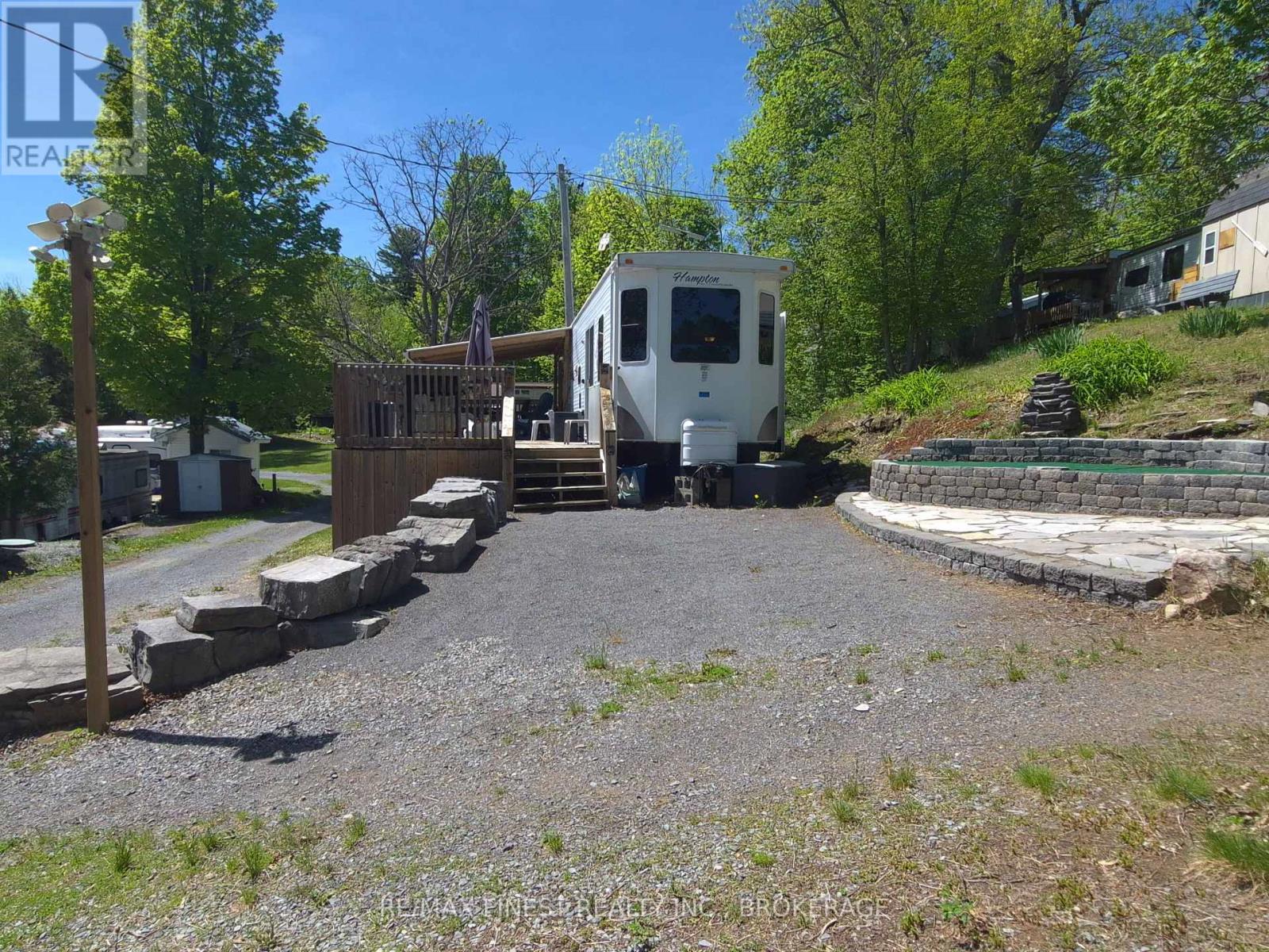 #36 9 GLENFORD LANE - 2