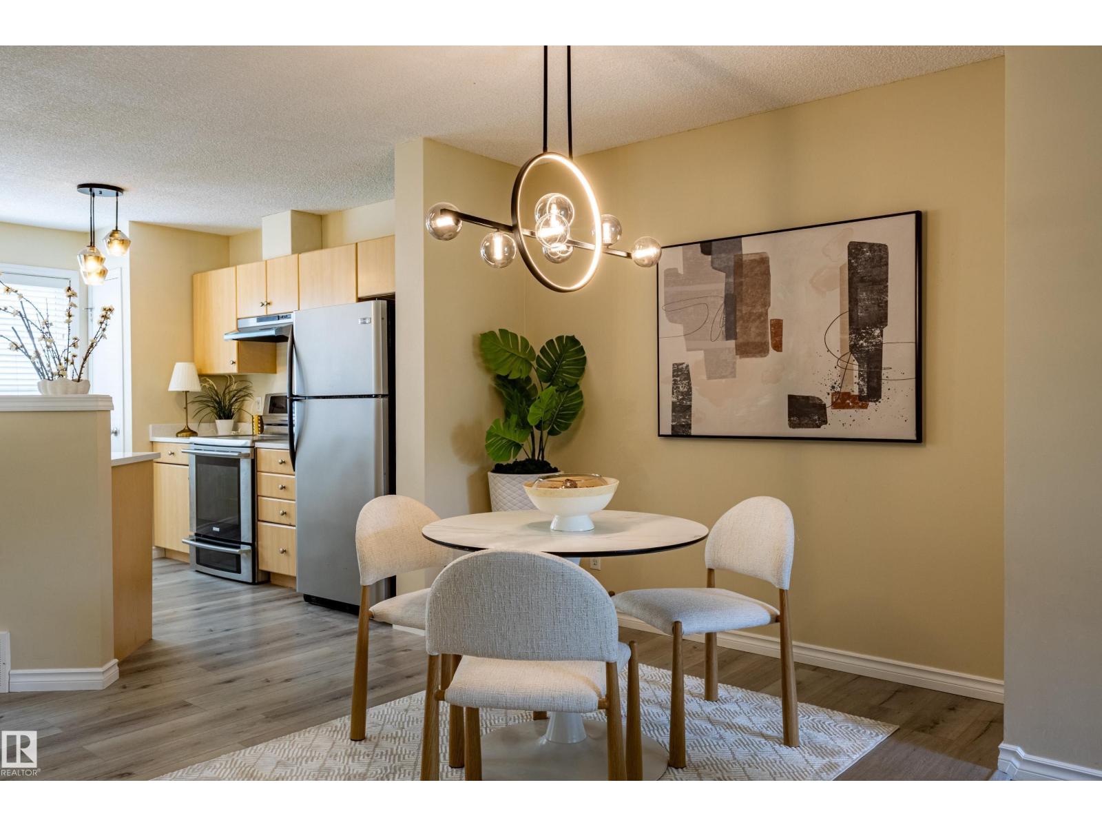 #41 8304 11 AV SW - 10