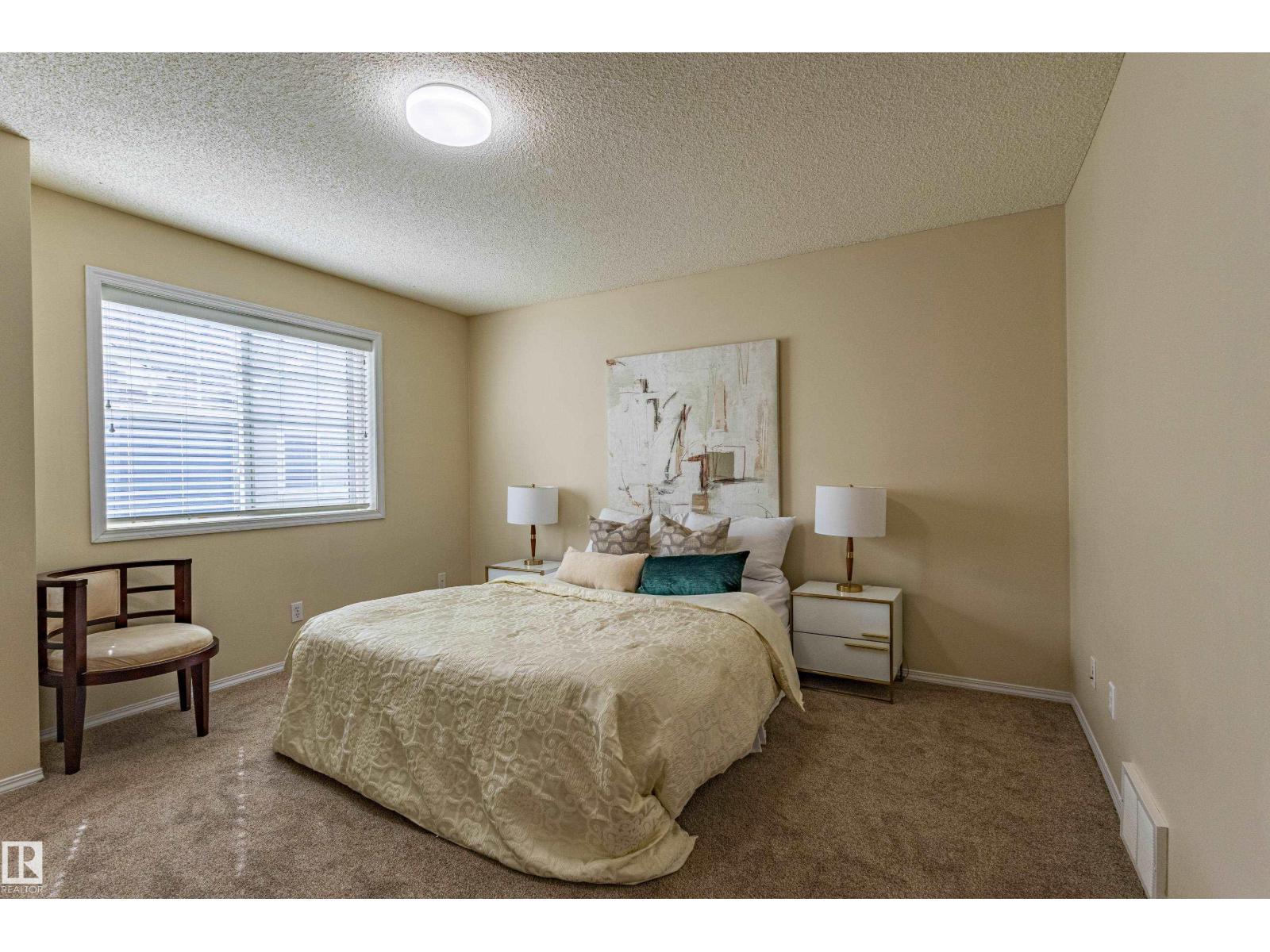 #41 8304 11 AV SW - 18
