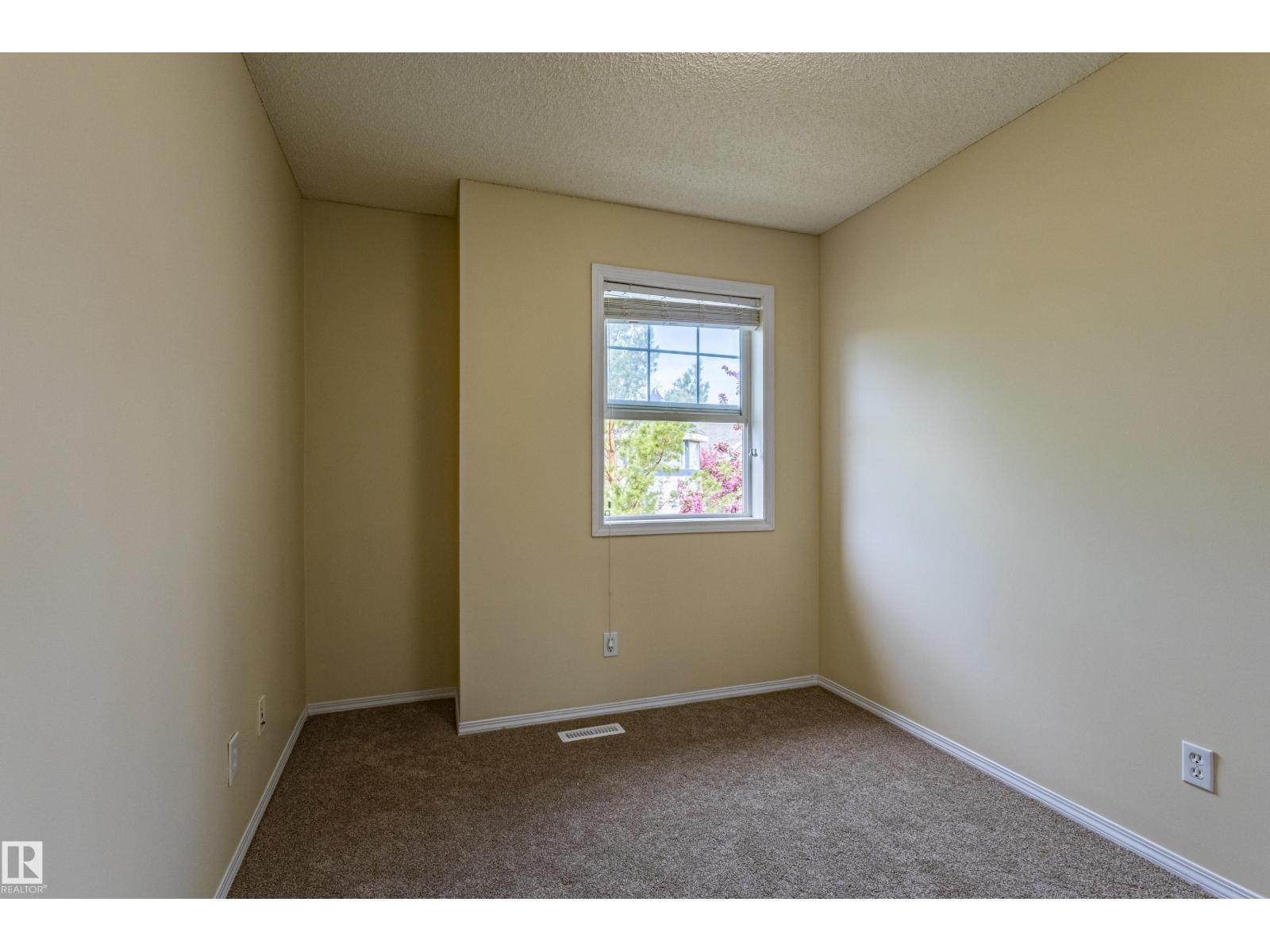 #41 8304 11 AV SW - 21
