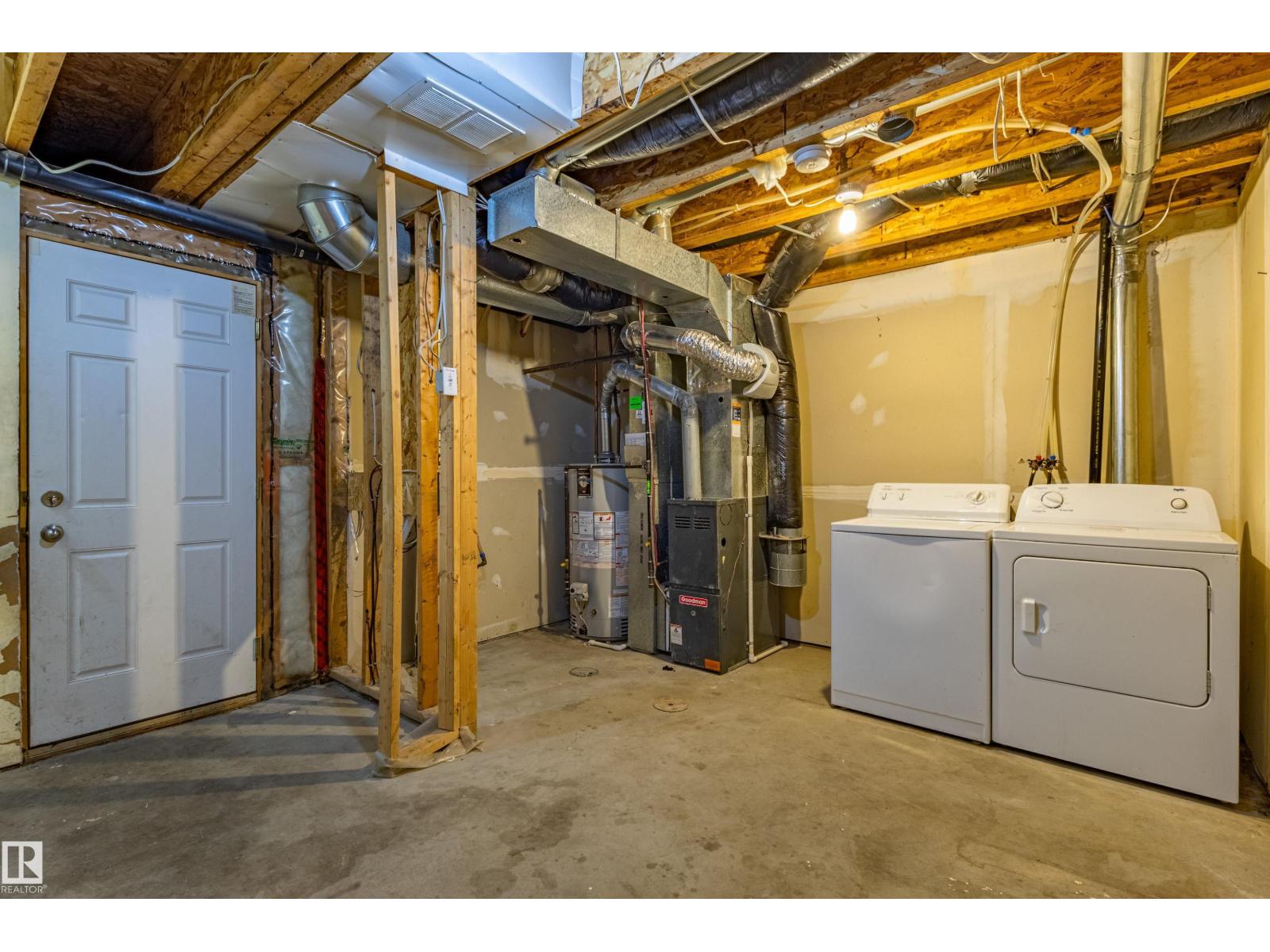 #41 8304 11 AV SW - 27