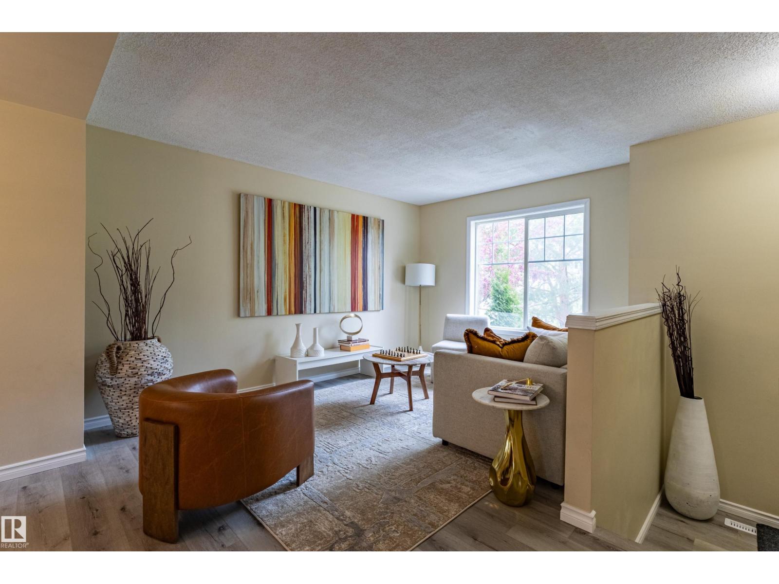 #41 8304 11 AV SW - 5