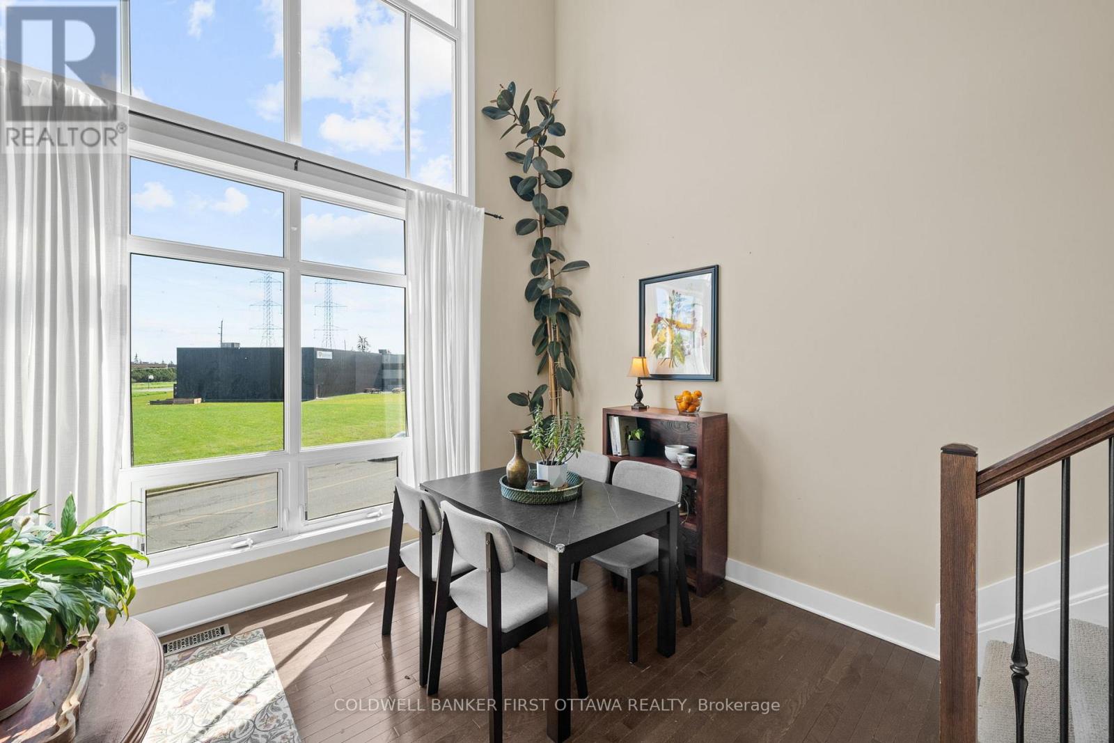 75C COLONNADE ROAD - 12
