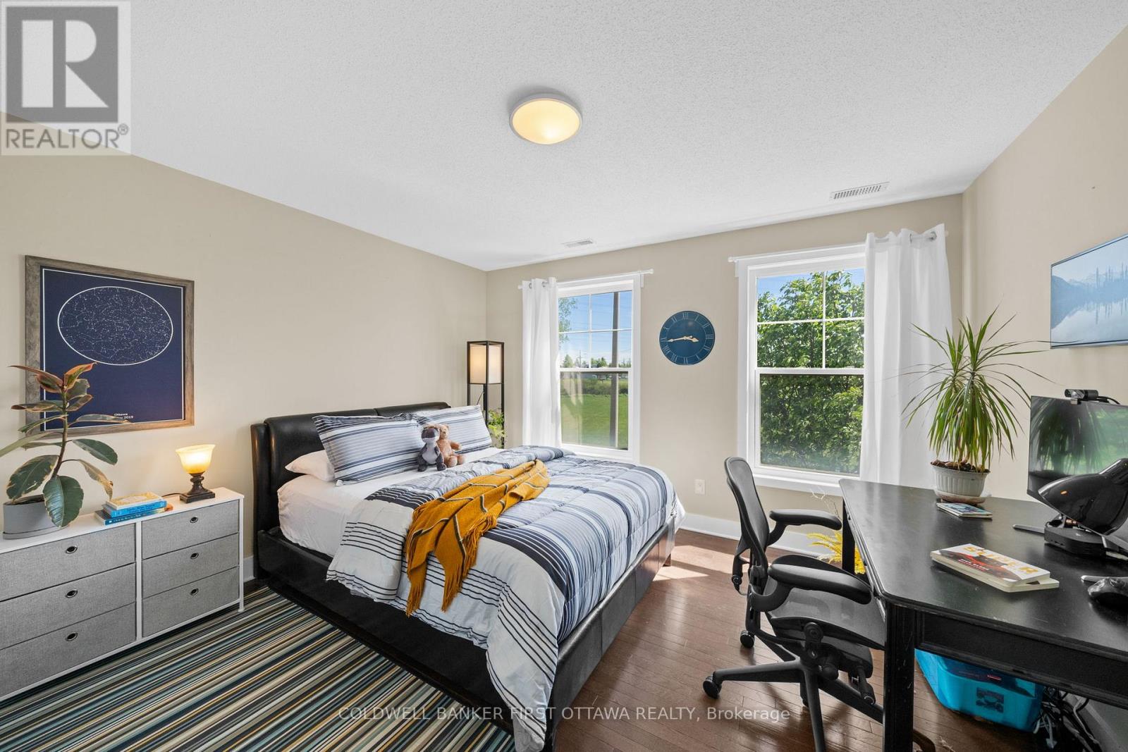 75C COLONNADE ROAD - 13