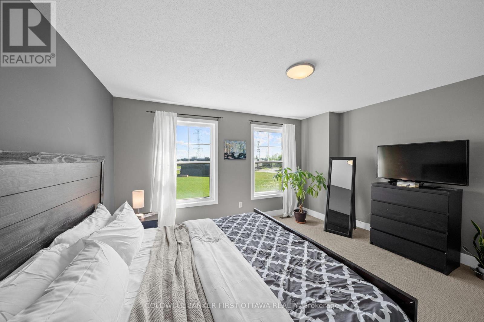 75C COLONNADE ROAD - 15
