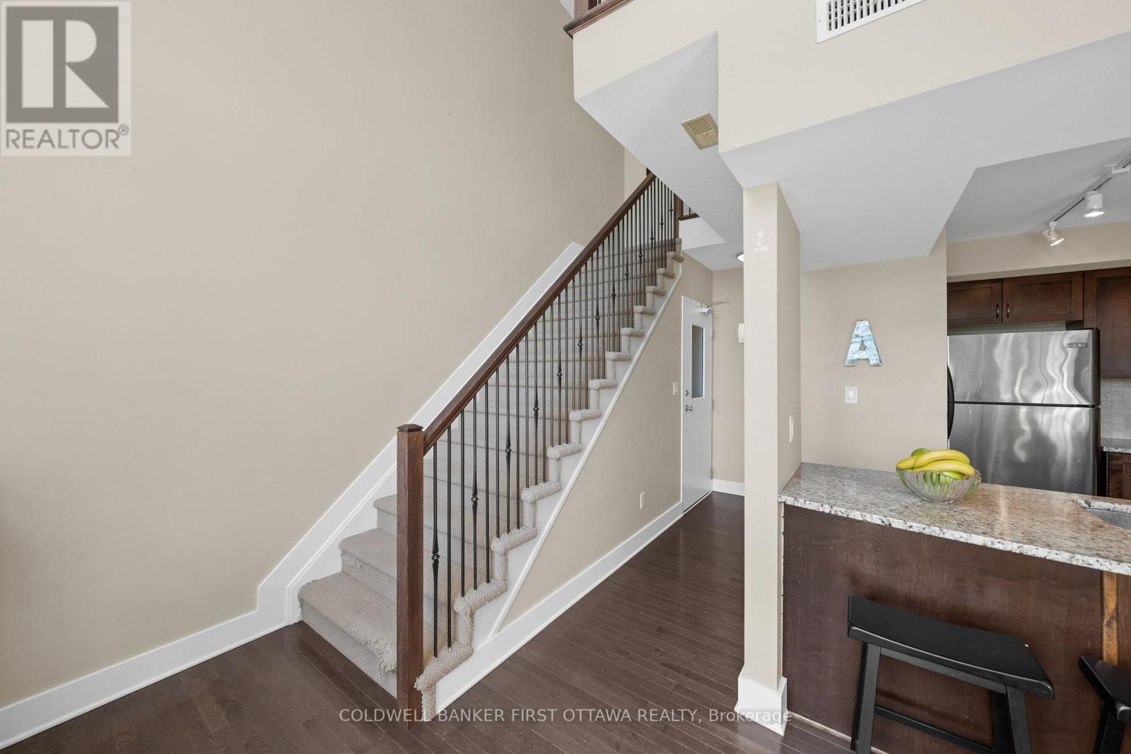 75C COLONNADE ROAD - 17