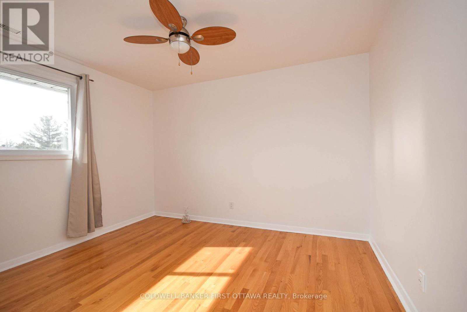 2061 BALHARRIE AVENUE - 24