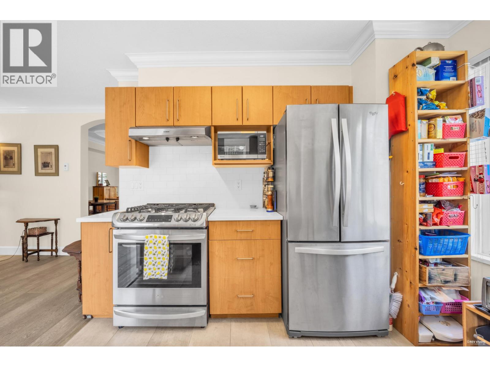 3302 NOEL DRIVE, Burnaby