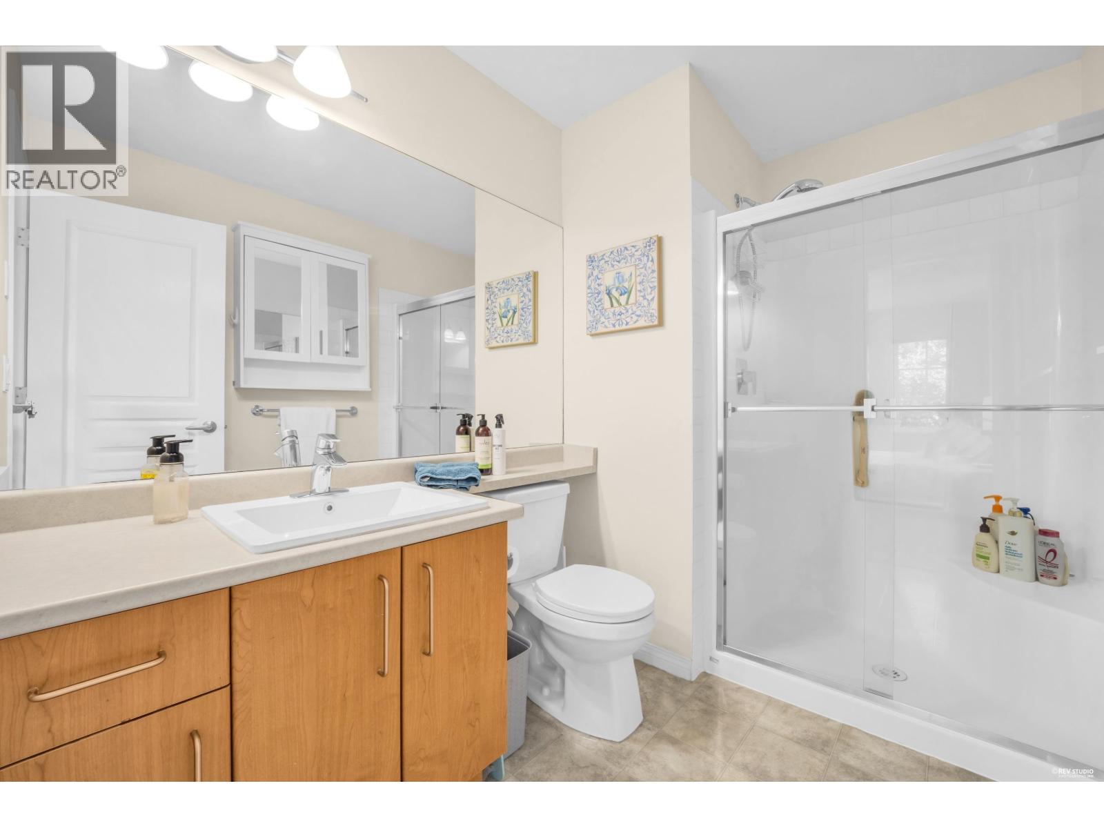 3302 NOEL DRIVE, Burnaby