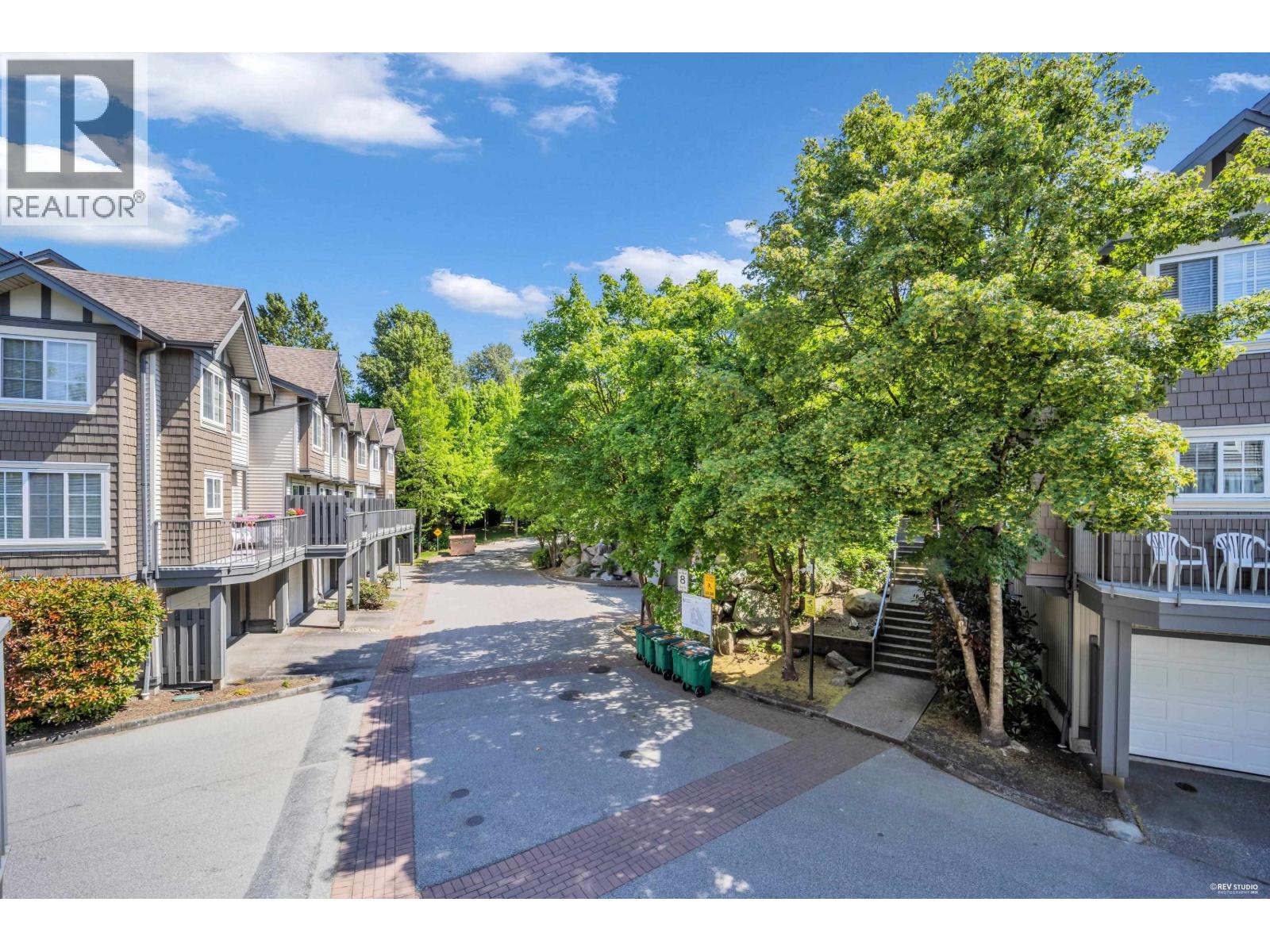 3302 NOEL DRIVE, Burnaby