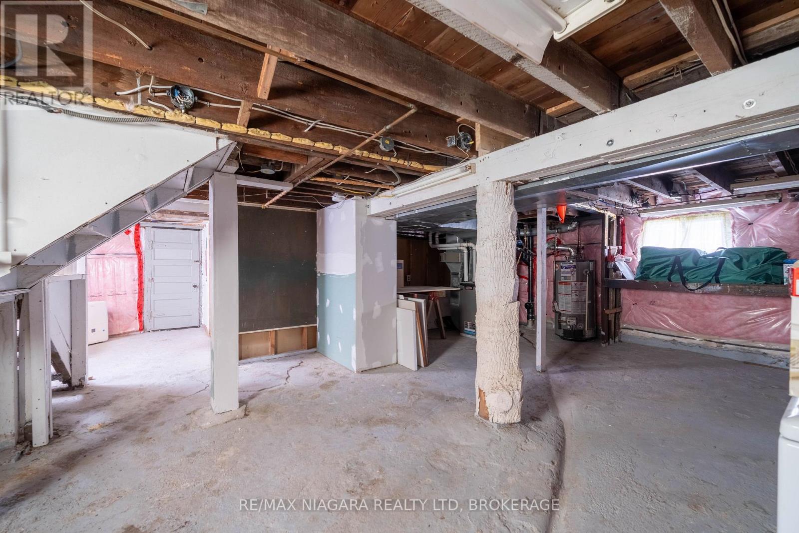 6238 PINE GROVE AVENUE - 38