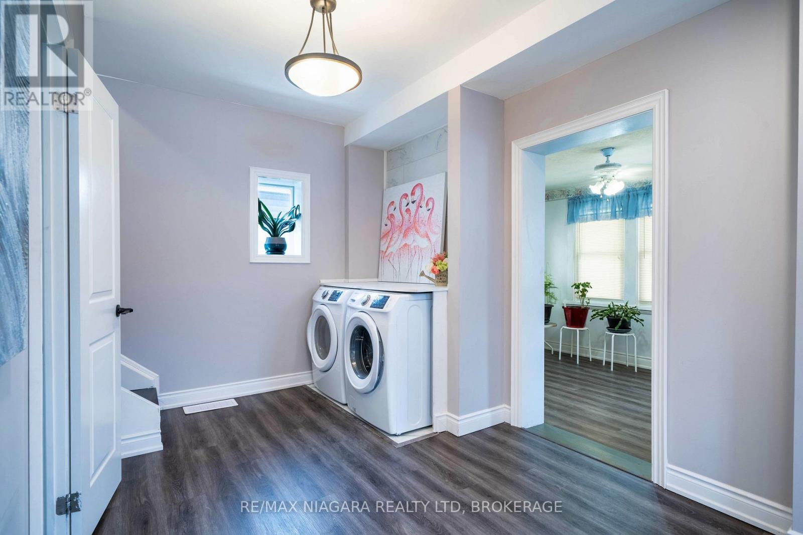 6238 PINE GROVE AVENUE - 8