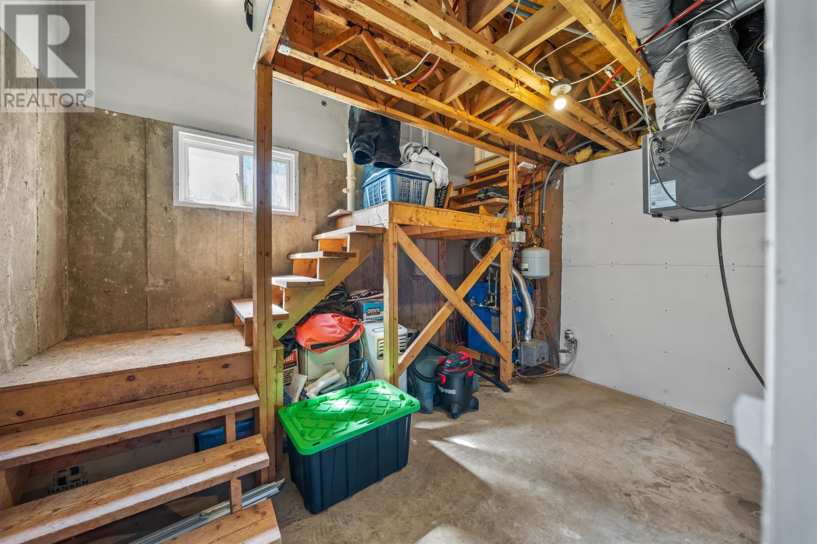 284 Old Martin Road - 34