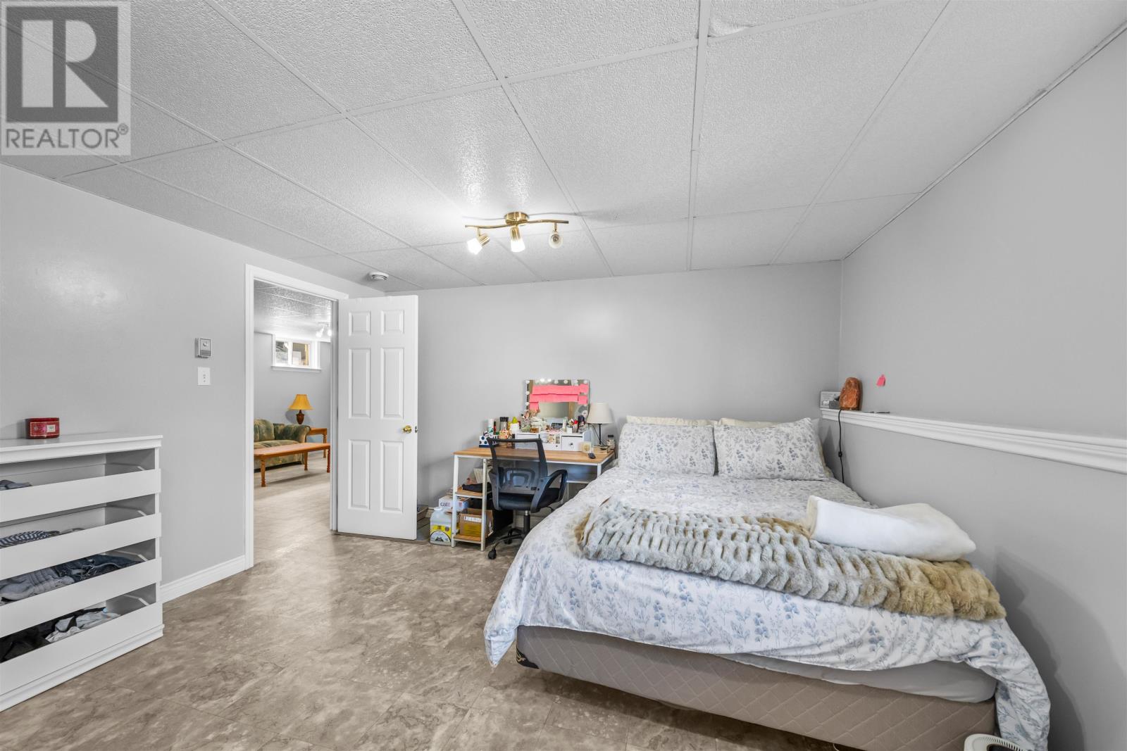 284 Old Martin Road - 41