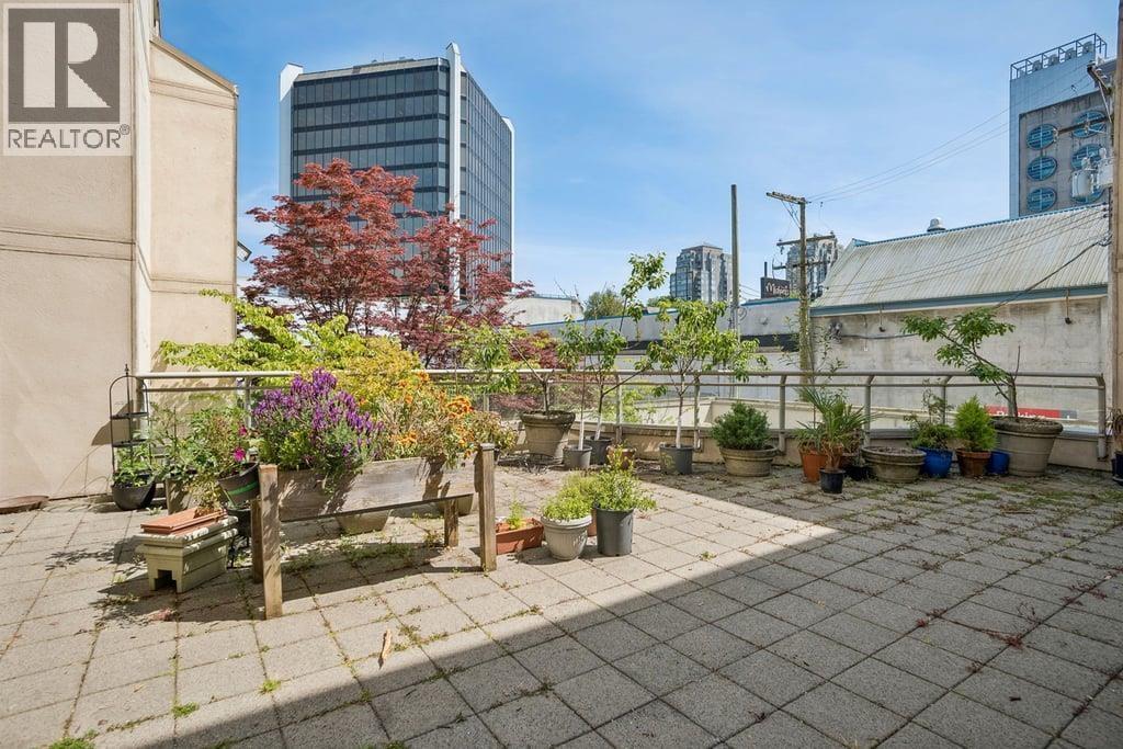 501 2348 HEATHER Street - photo 2
