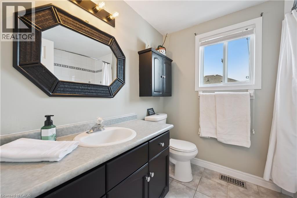 758 VICTORIA Terrace - 22
