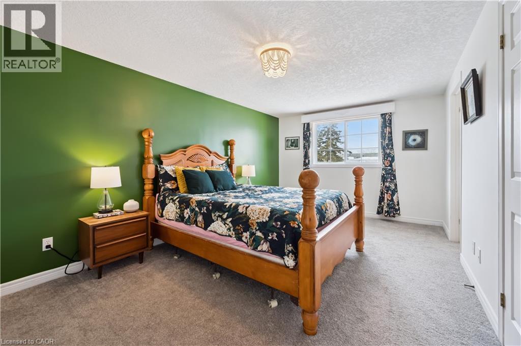 758 VICTORIA Terrace - 23