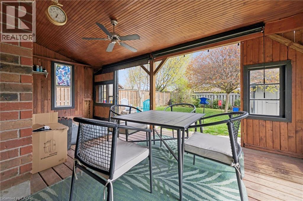 758 VICTORIA Terrace - 35