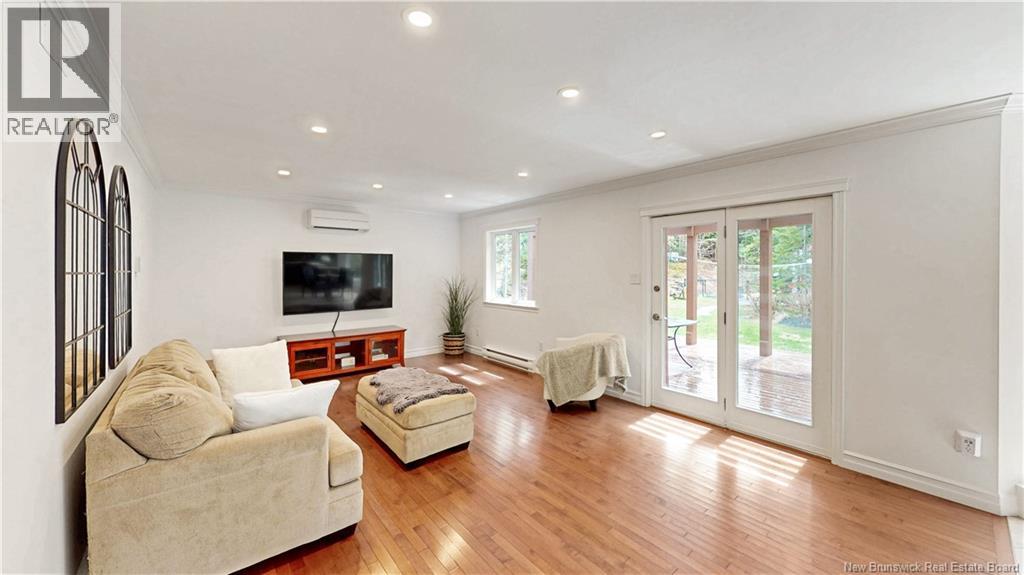 10 Colchester Drive - 15