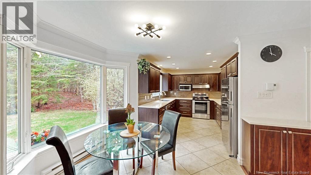 10 Colchester Drive - 11