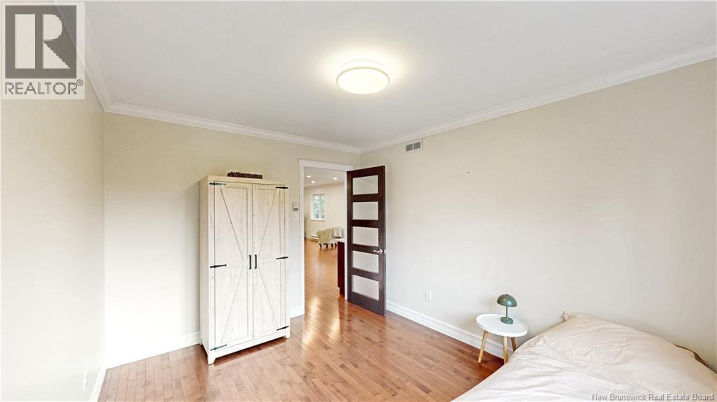 10 Colchester Drive - 17