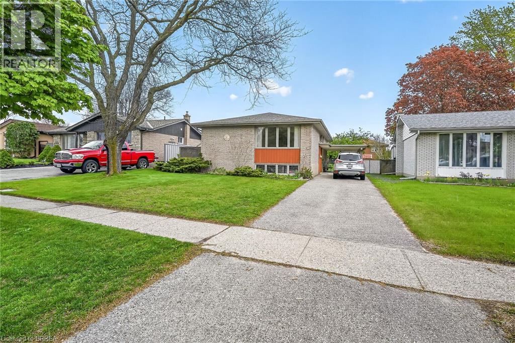 111 MEMORIAL Drive - Image 2