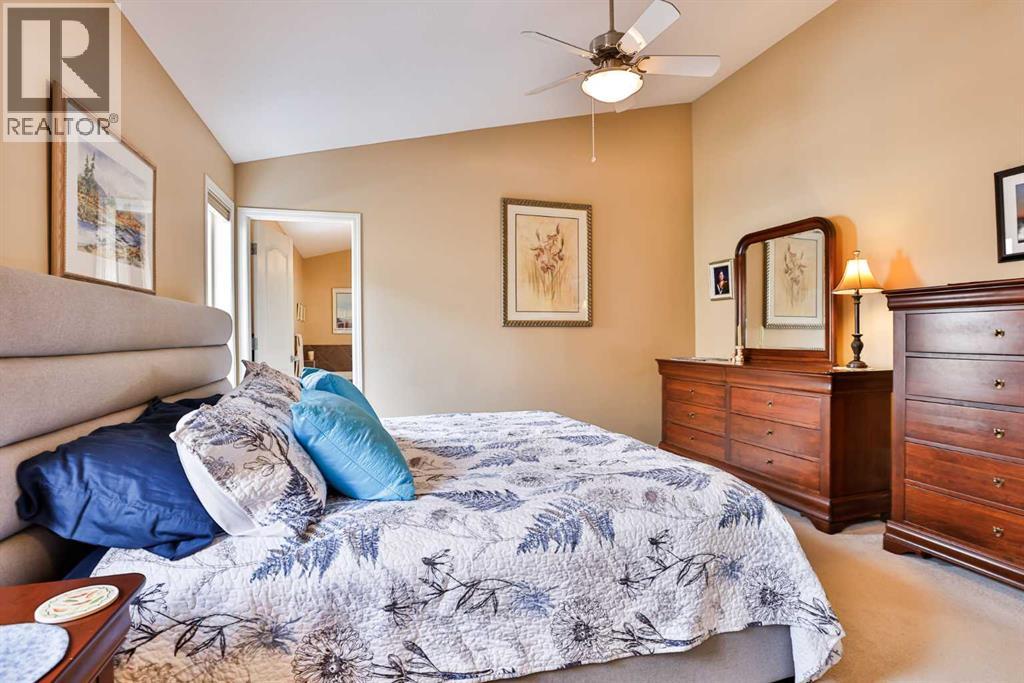 91 Fairmont Point S - 11