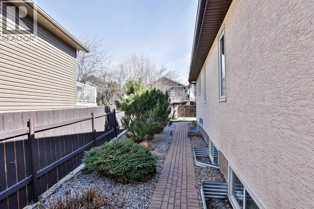 91 Fairmont Point S - 29