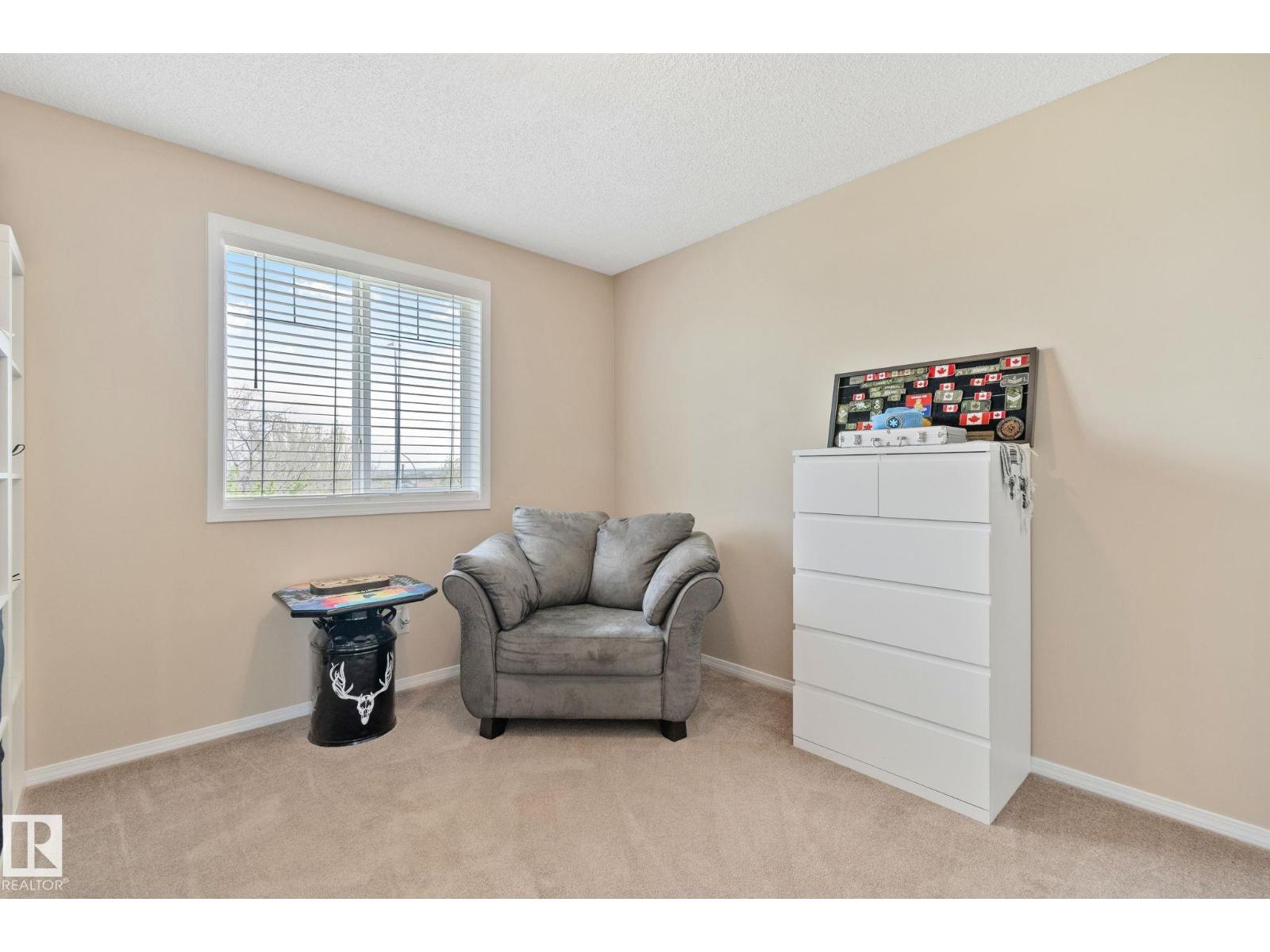 15608 44 ST NW - 21