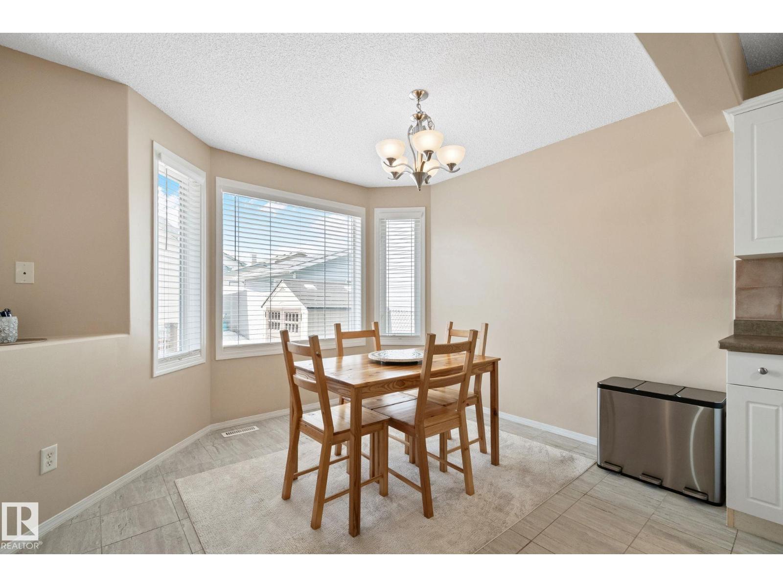 15608 44 ST NW - 9