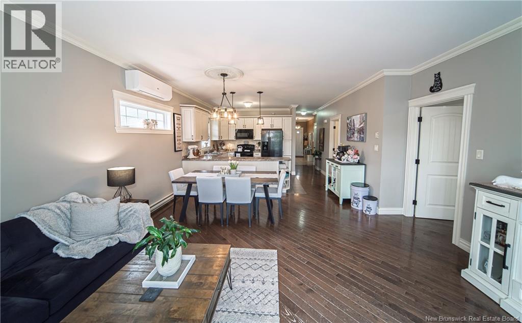 566 Canada Street - 14