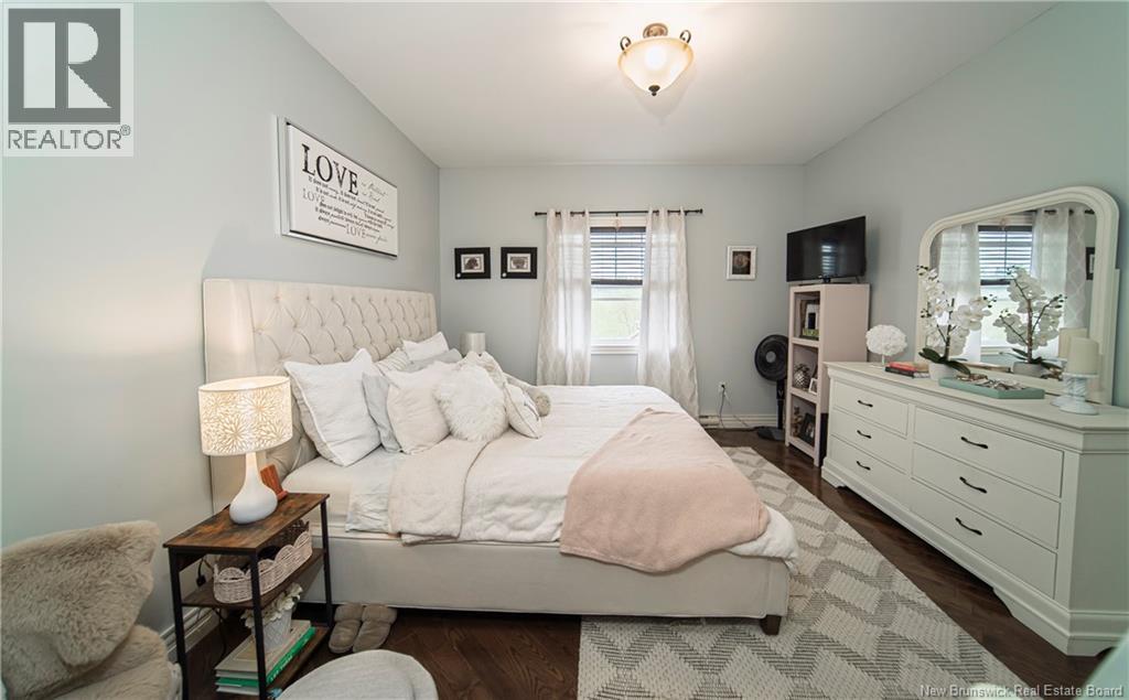 566 Canada Street - 21