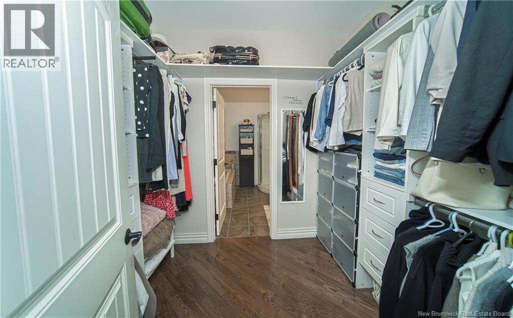 566 Canada Street - 26
