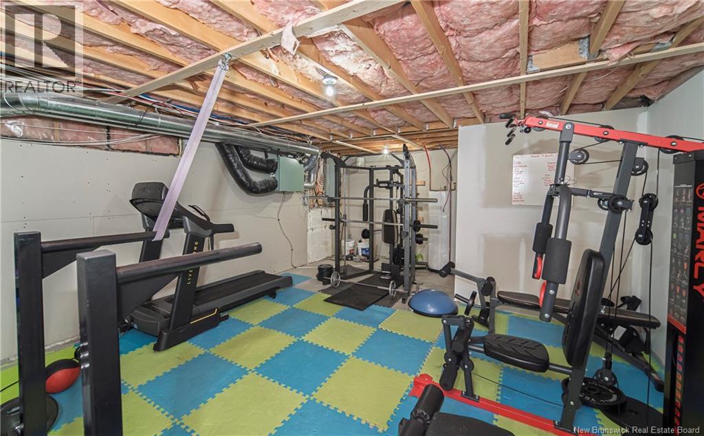 566 Canada Street - 43