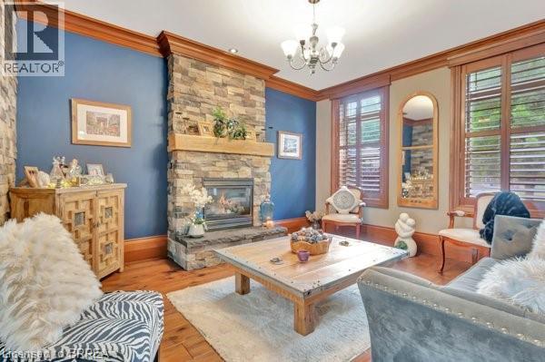 66 BANFIELD Street - 17