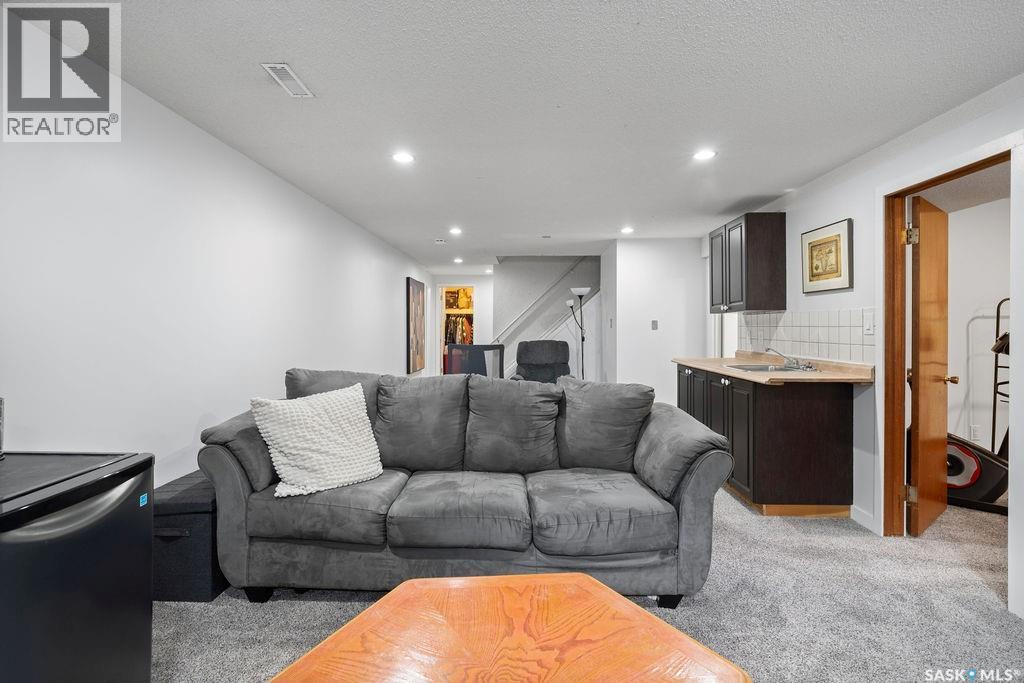 72 Cardinal CRESCENT - 20