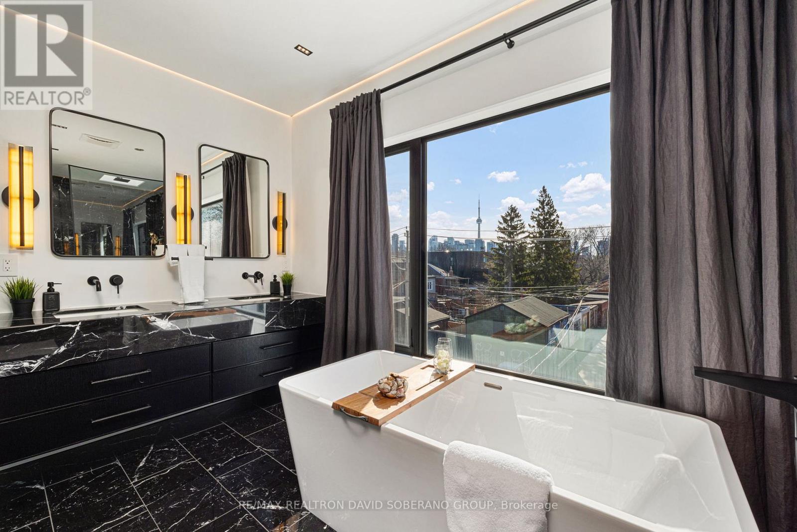 102 ULSTER STREET - 32