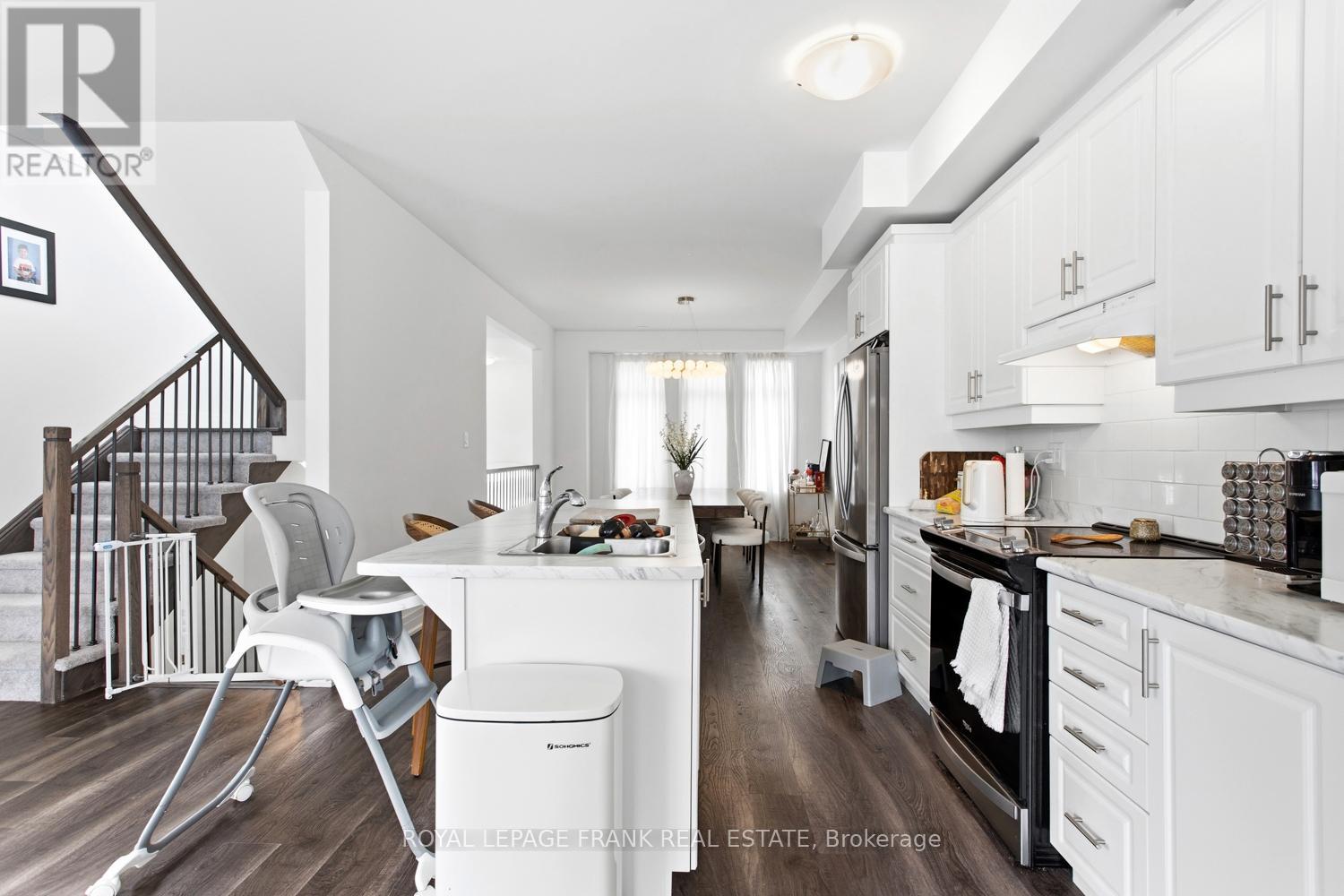 58 SELFRIDGE WAY - 9