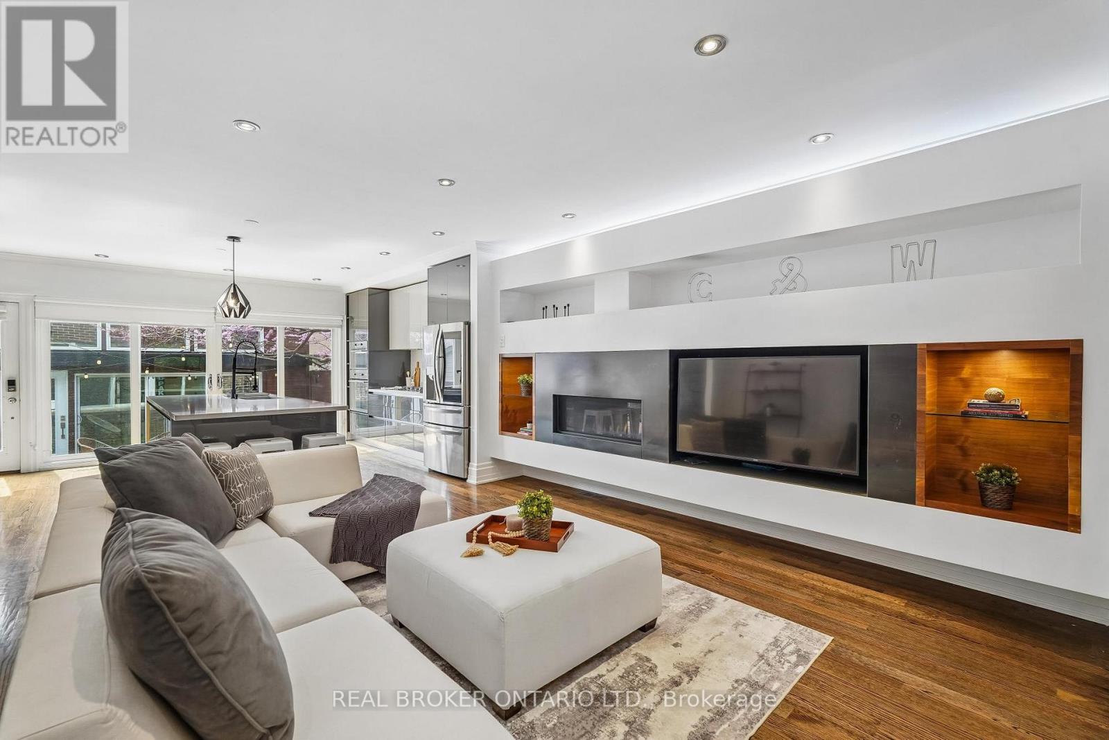 20 BROOKMOUNT ROAD - 10