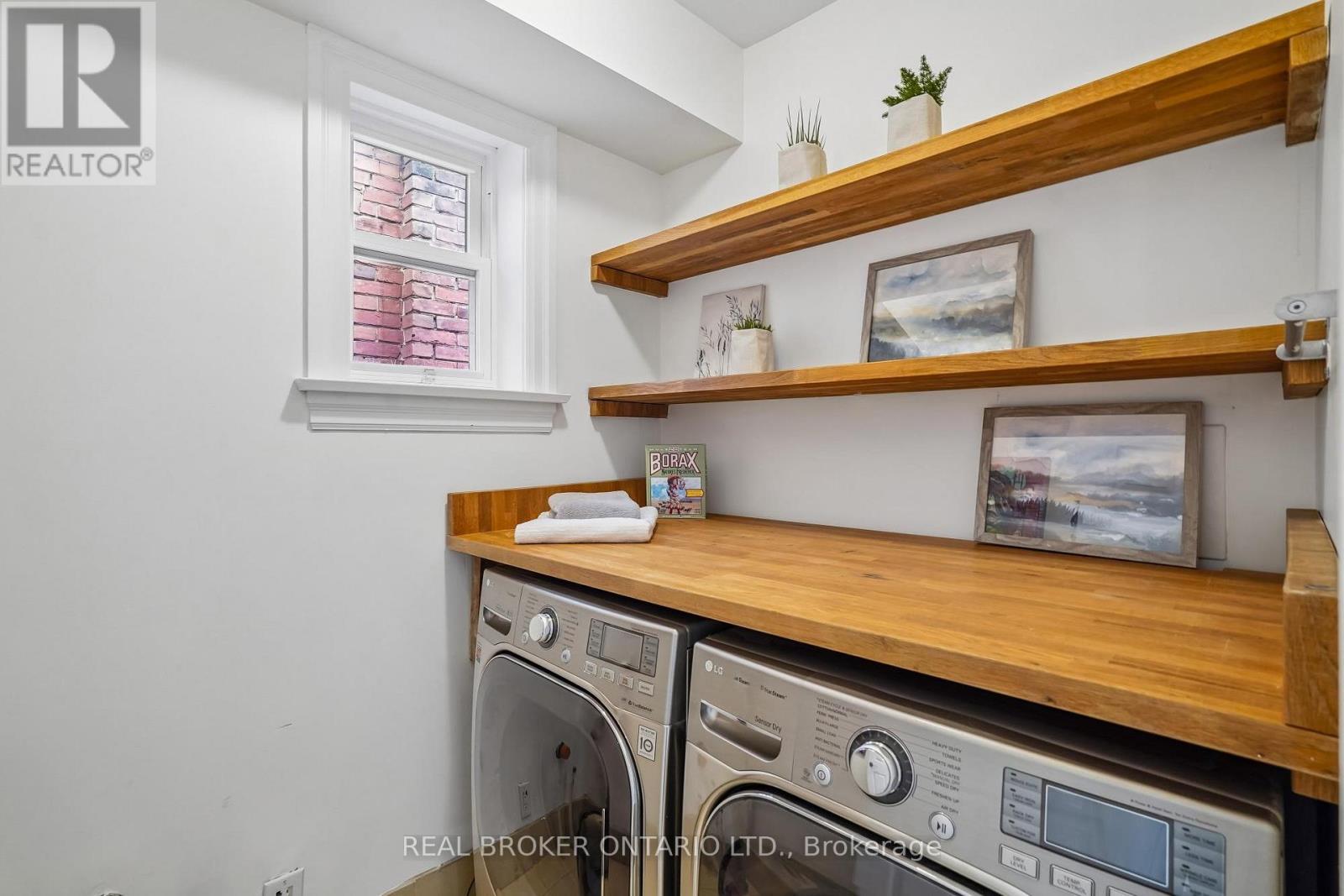 20 BROOKMOUNT ROAD - 25