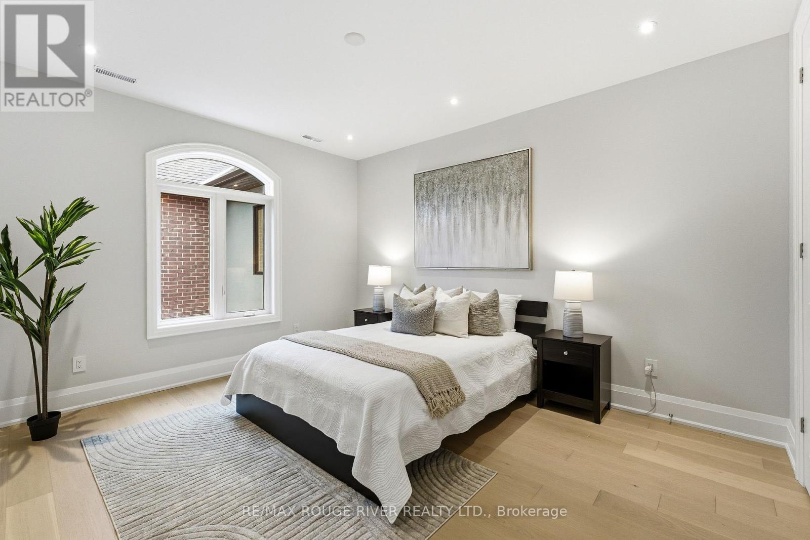 1411 OLD FOREST ROAD - 32