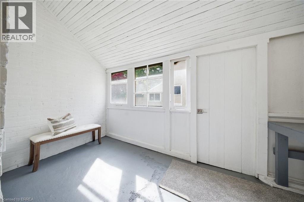 61 WILLIAM Street - 26