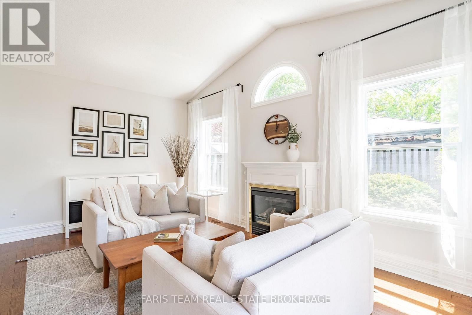 23 BLUEWATER TRAIL - 14