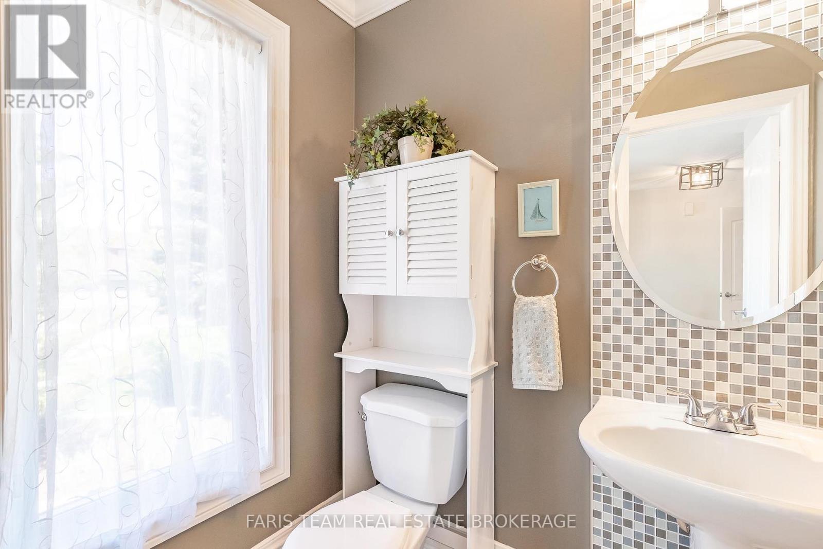 23 BLUEWATER TRAIL - 20