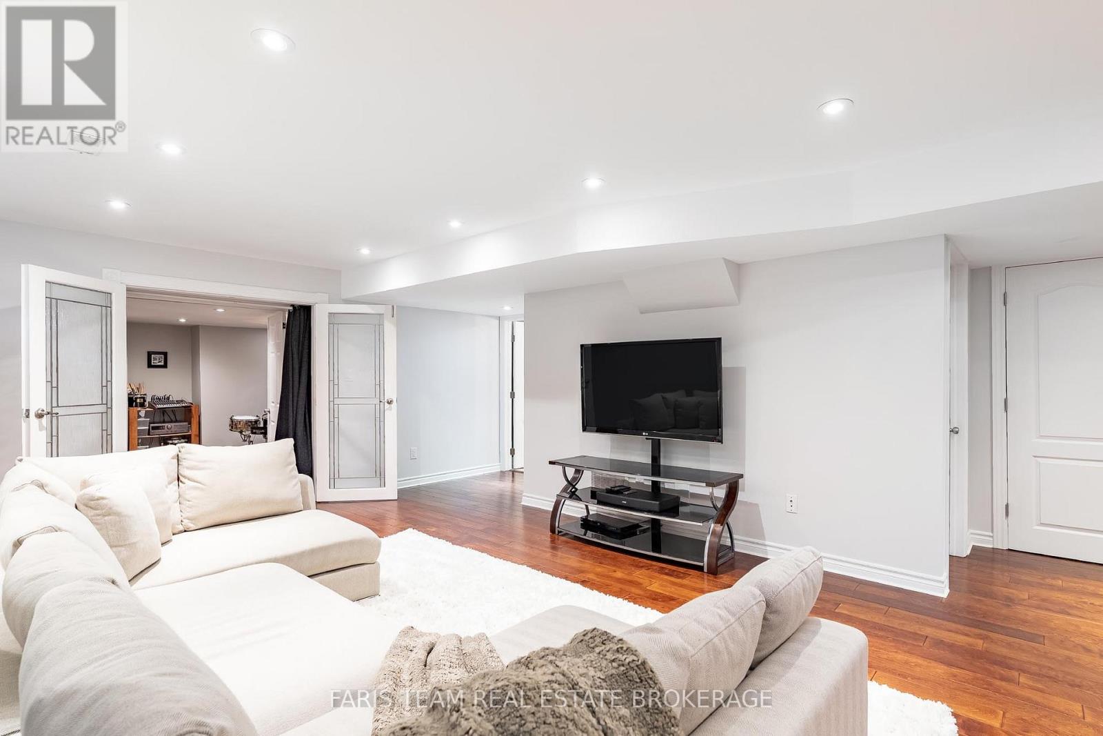 23 BLUEWATER TRAIL - 33