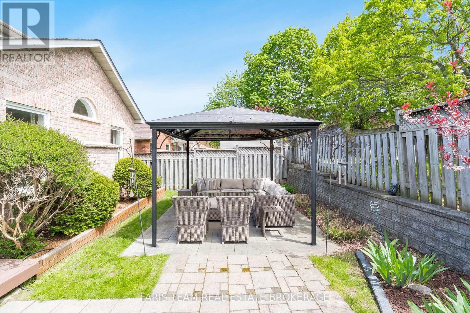 23 BLUEWATER TRAIL - 40