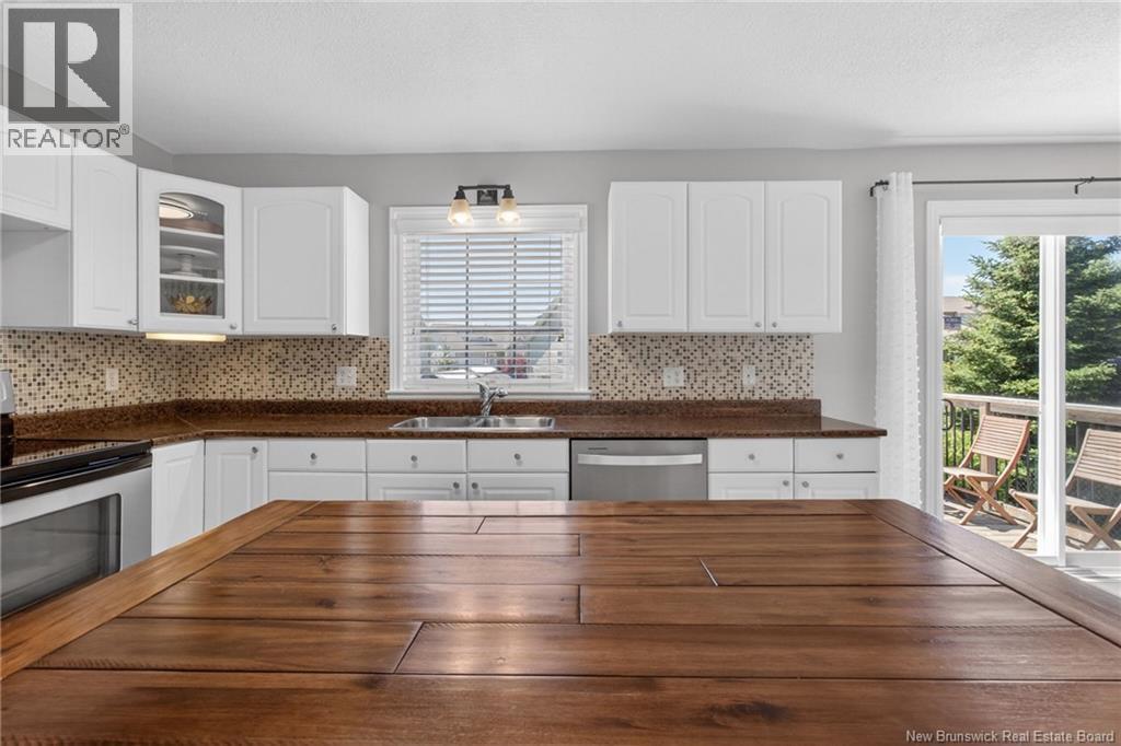 36 Carlson Street - 12