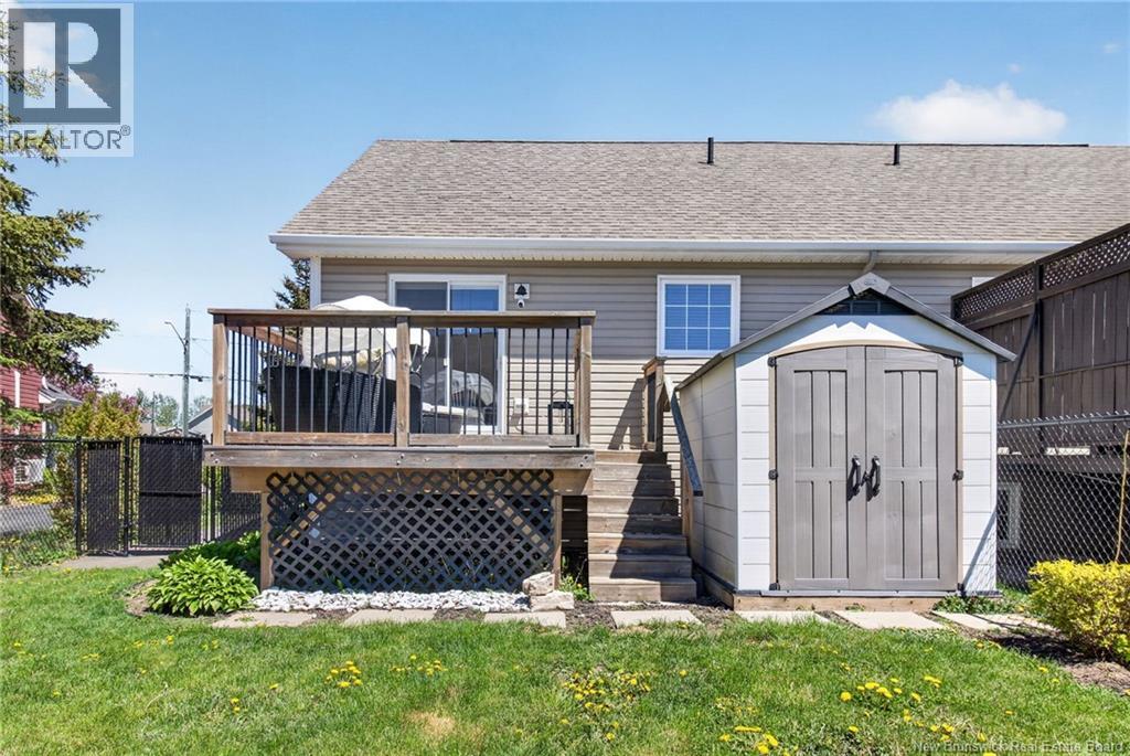 36 Carlson Street - 35