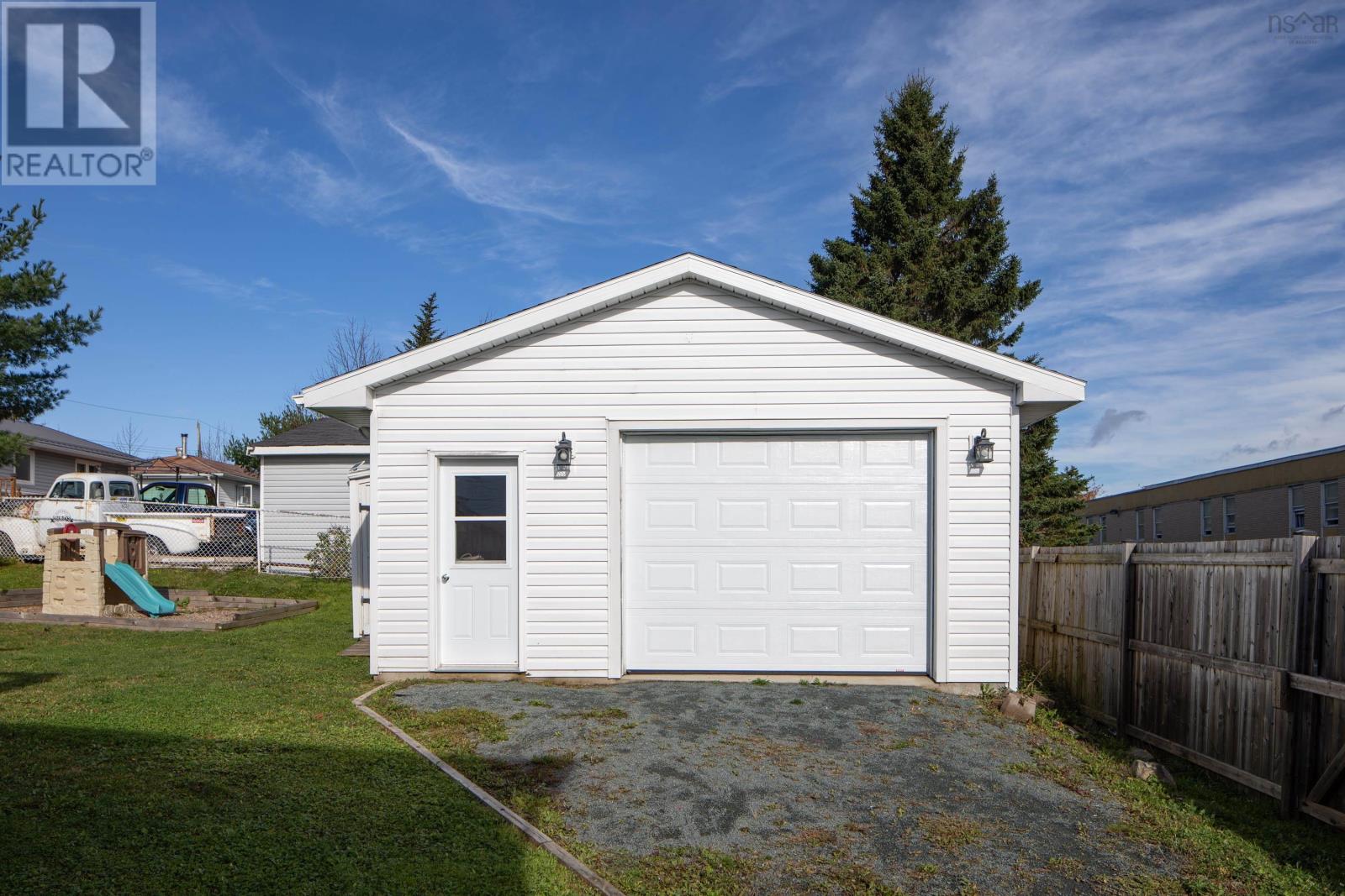 4 Evergreen Drive - 20